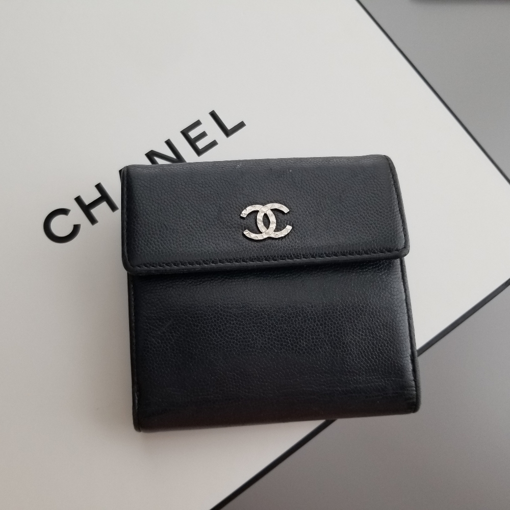 Chanel Cc Beautiful Lambskin Leather Wallet